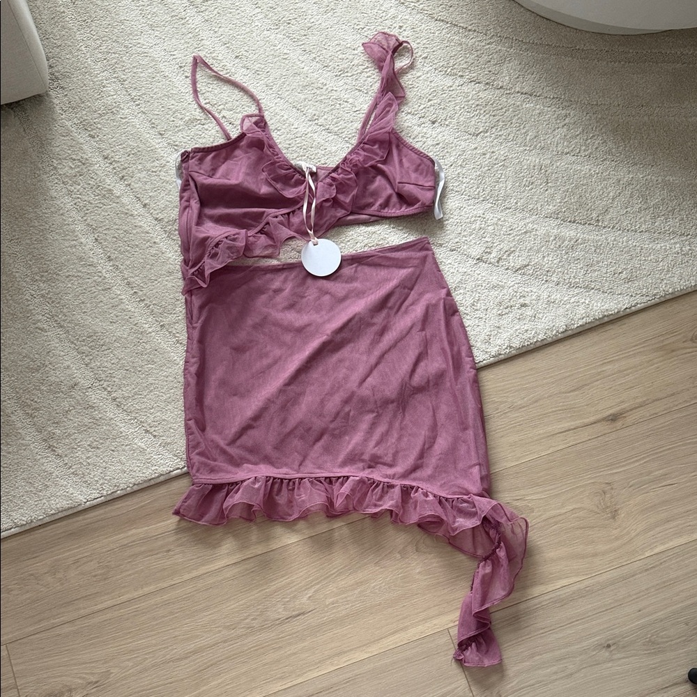 NEW- More To Come Payton Ruffle Dress - Picture 4 of 11